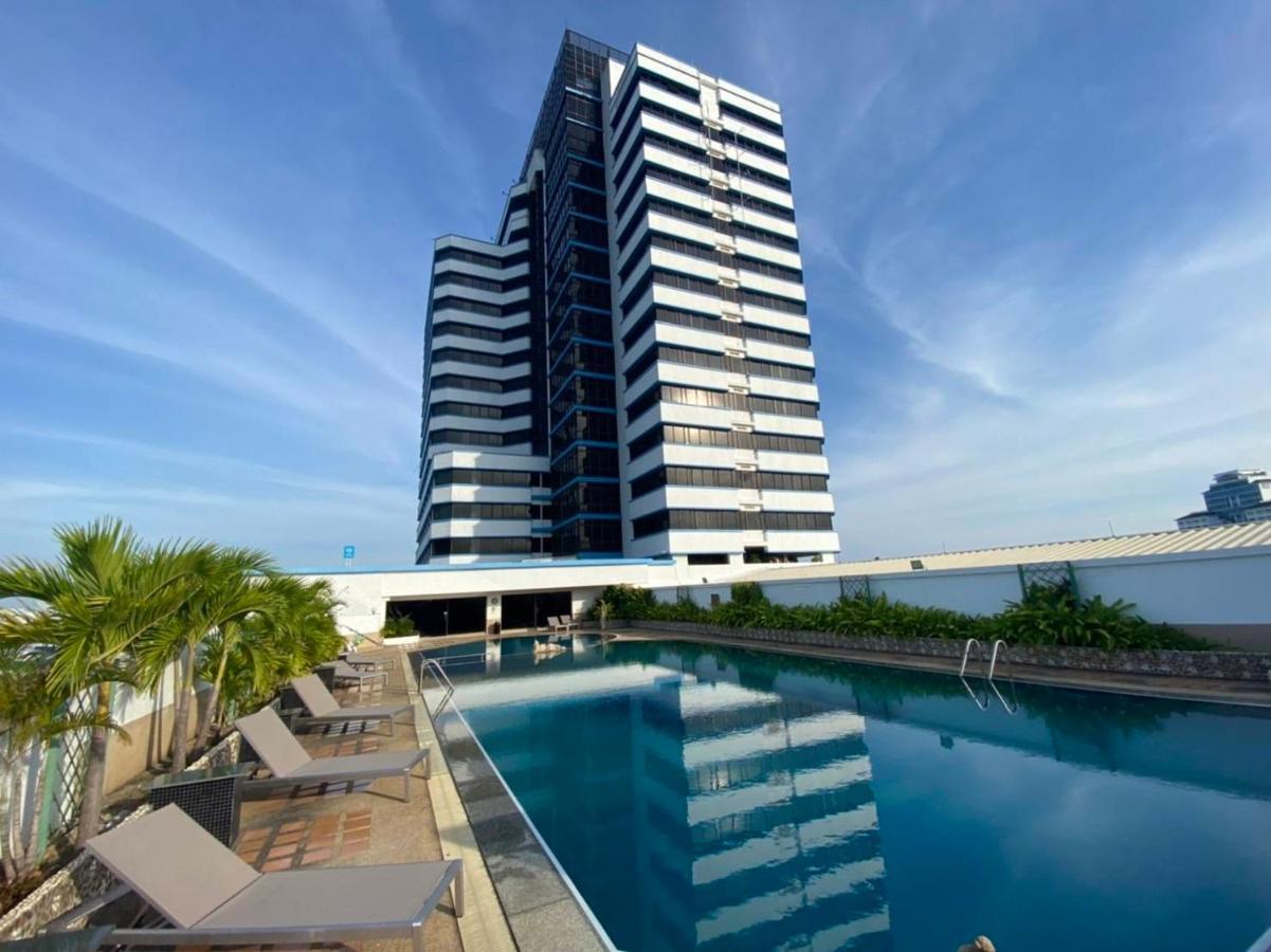 Royal Phuket City Hotel - Sha Extra Plus Exterior foto